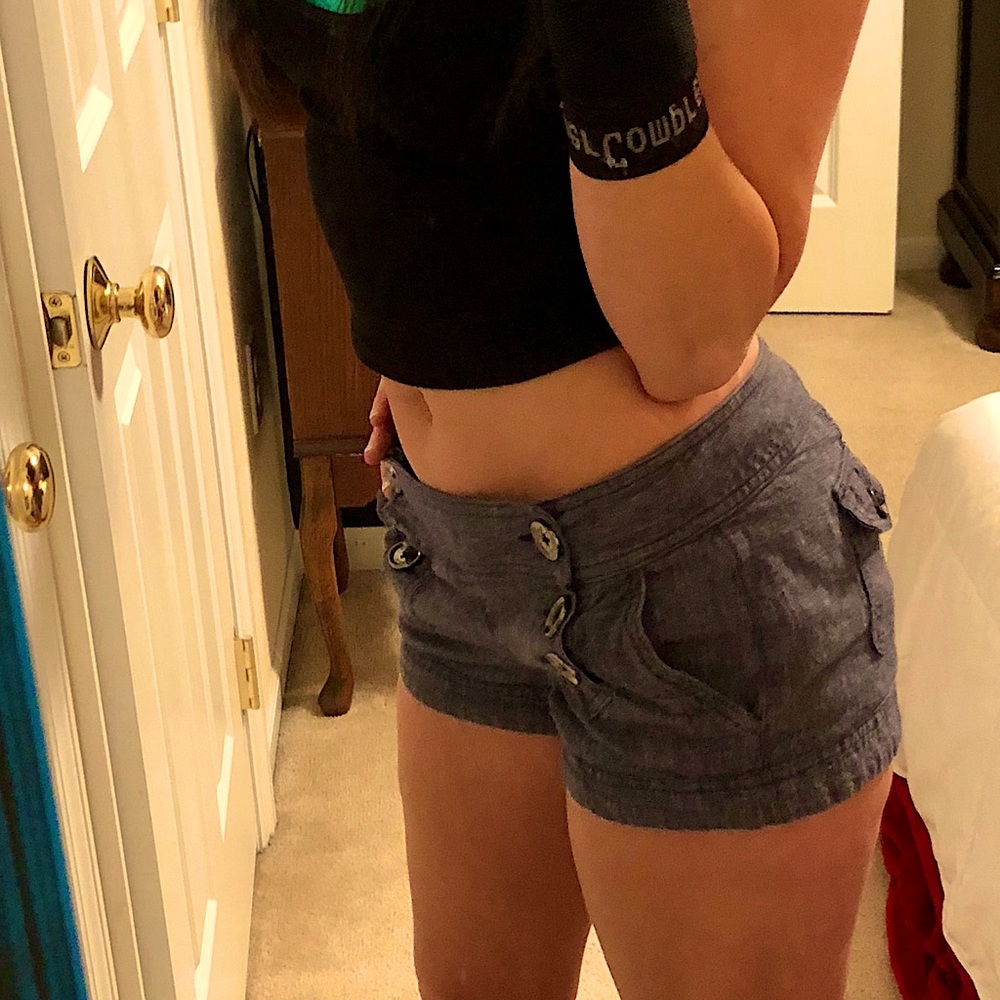 EXPRESS SHORTS